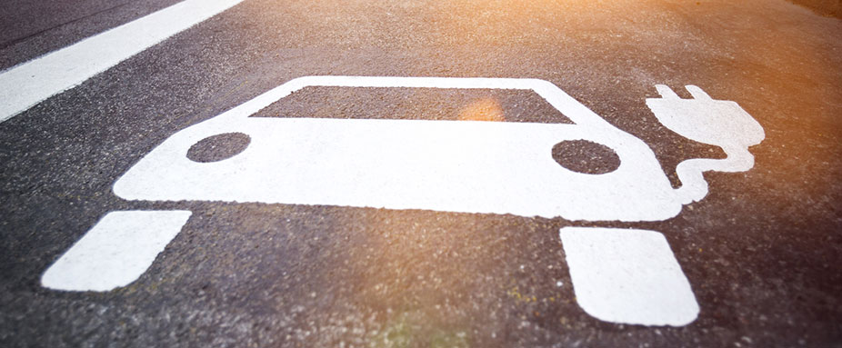 Elektromobilität, E-Mobilität, Ladestruktur, ADAC, Innovation, Ladesäule, E-Ladesäule