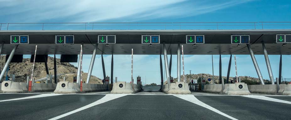 Mautstelle auf einer Autobahn